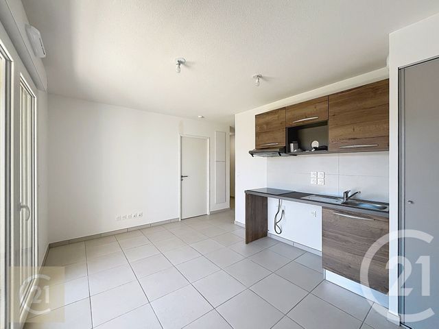 Appartement F2 à louer - 2 pièces - 39.61 m2 - BEZIERS - 34 - LANGUEDOC-ROUSSILLON - Century 21 Comminges Immobilier