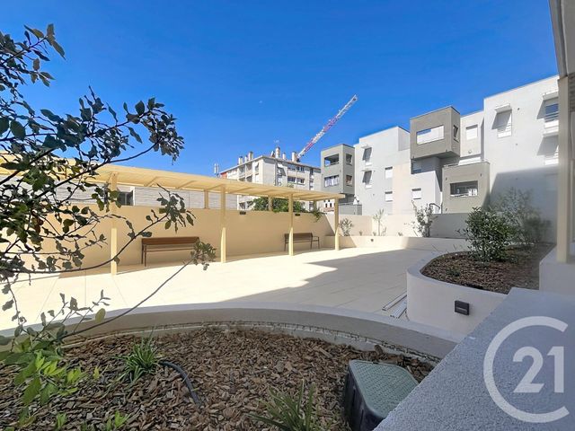 Appartement F2 à louer - 2 pièces - 37.11 m2 - BEZIERS - 34 - LANGUEDOC-ROUSSILLON - Century 21 Comminges Immobilier