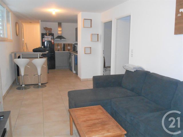 Appartement F3 à louer - 3 pièces - 57.2 m2 - BEZIERS - 34 - LANGUEDOC-ROUSSILLON - Century 21 Comminges Immobilier
