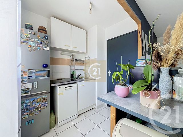 Appartement F2 à vendre - 2 pièces - 48.4 m2 - BEZIERS - 34 - LANGUEDOC-ROUSSILLON - Century 21 Comminges Immobilier