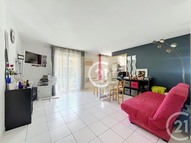 Appartement F2 à vendre - 2 pièces - 48.4 m2 - BEZIERS - 34 - LANGUEDOC-ROUSSILLON - Century 21 Comminges Immobilier