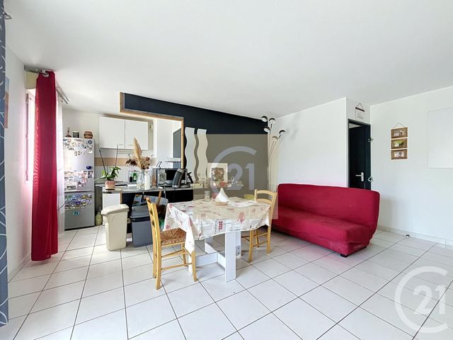 Appartement F2 à vendre - 2 pièces - 48.4 m2 - BEZIERS - 34 - LANGUEDOC-ROUSSILLON - Century 21 Comminges Immobilier