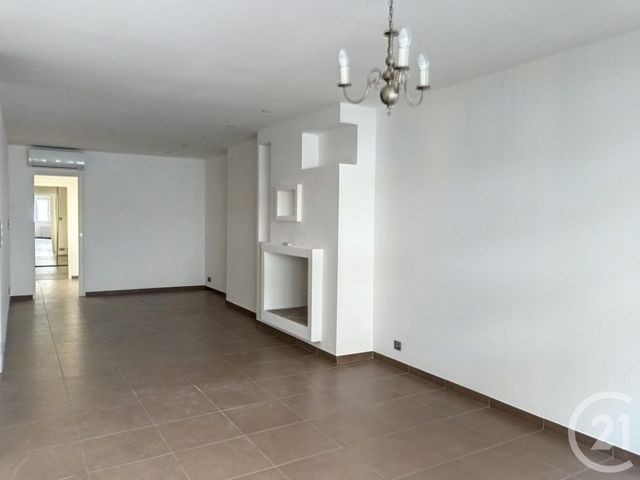 Appartement F3 à louer - 3 pièces - 87.62 m2 - BEZIERS - 34 - LANGUEDOC-ROUSSILLON - Century 21 Comminges Immobilier
