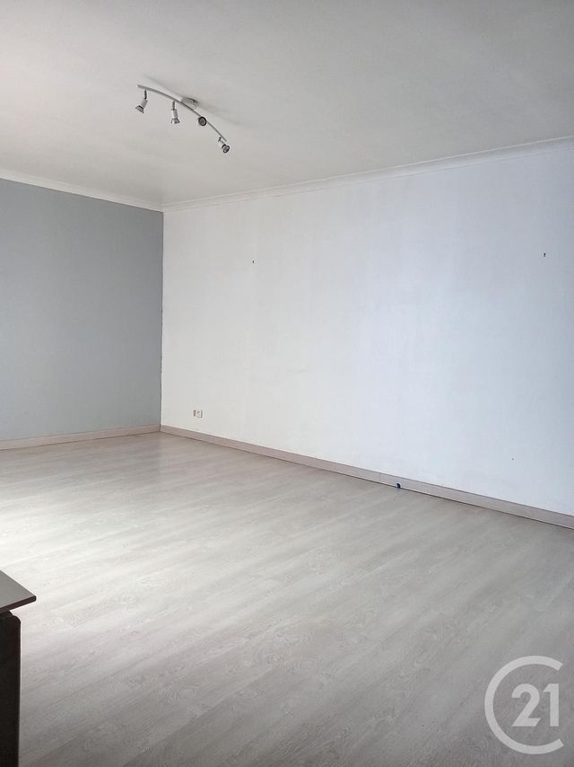 Appartement F2 à vendre - 2 pièces - 49.01 m2 - BEZIERS - 34 - LANGUEDOC-ROUSSILLON - Century 21 Comminges Immobilier