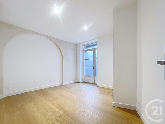 Appartement F3 à louer - 3 pièces - 70.0 m2 - BEZIERS - 34 - LANGUEDOC-ROUSSILLON - Century 21 Comminges Immobilier