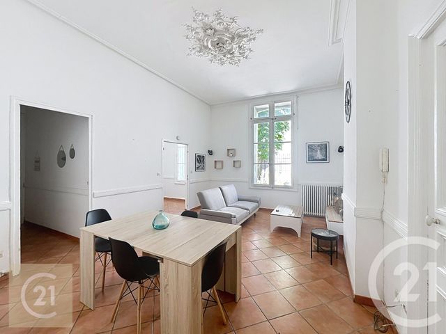 Appartement F2 à louer - 2 pièces - 49.92 m2 - BEZIERS - 34 - LANGUEDOC-ROUSSILLON - Century 21 Comminges Immobilier