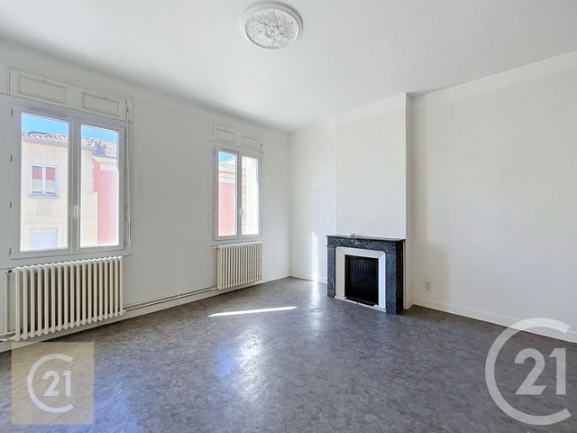 Appartement F4 à louer - 4 pièces - 83.0 m2 - BEZIERS - 34 - LANGUEDOC-ROUSSILLON - Century 21 Comminges Immobilier