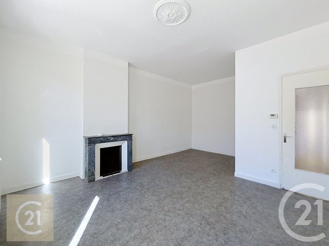 Appartement F4 à louer - 4 pièces - 83.0 m2 - BEZIERS - 34 - LANGUEDOC-ROUSSILLON - Century 21 Comminges Immobilier