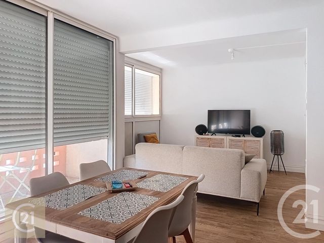 Appartement F3 à louer - 3 pièces - 62.37 m2 - BEZIERS - 34 - LANGUEDOC-ROUSSILLON - Century 21 Comminges Immobilier