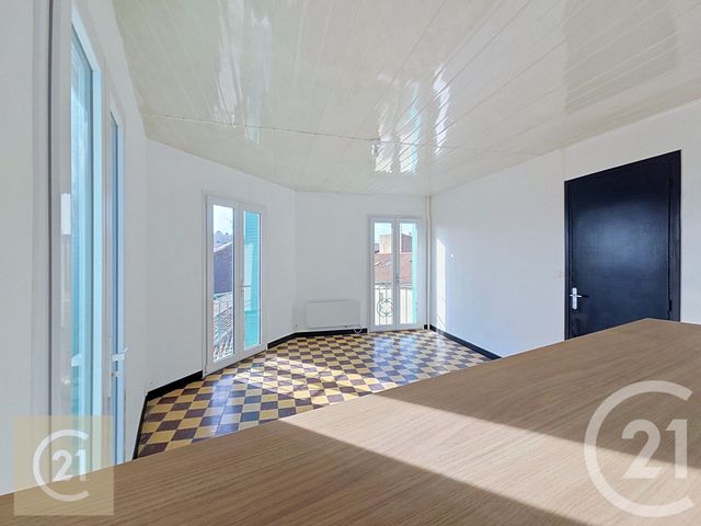 Appartement F4 à louer - 4 pièces - 81.91 m2 - BEZIERS - 34 - LANGUEDOC-ROUSSILLON - Century 21 Comminges Immobilier