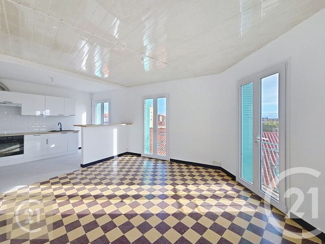 Appartement F4 à louer - 4 pièces - 81.91 m2 - BEZIERS - 34 - LANGUEDOC-ROUSSILLON - Century 21 Comminges Immobilier