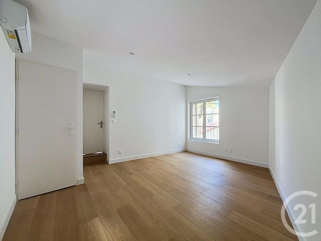 Appartement F3 à louer - 3 pièces - 70.0 m2 - BEZIERS - 34 - LANGUEDOC-ROUSSILLON - Century 21 Comminges Immobilier